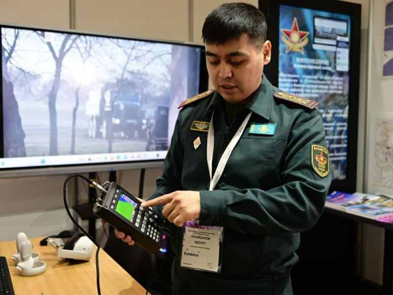 <?php echo esc_attr( get_the_title() ) ?>