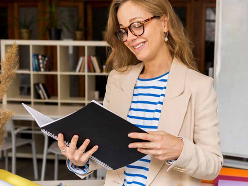 <?php echo esc_attr( get_the_title() ) ?>