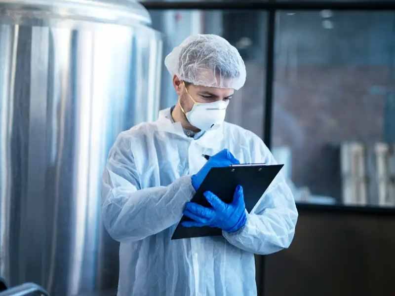 <?php echo esc_attr( get_the_title() ) ?>