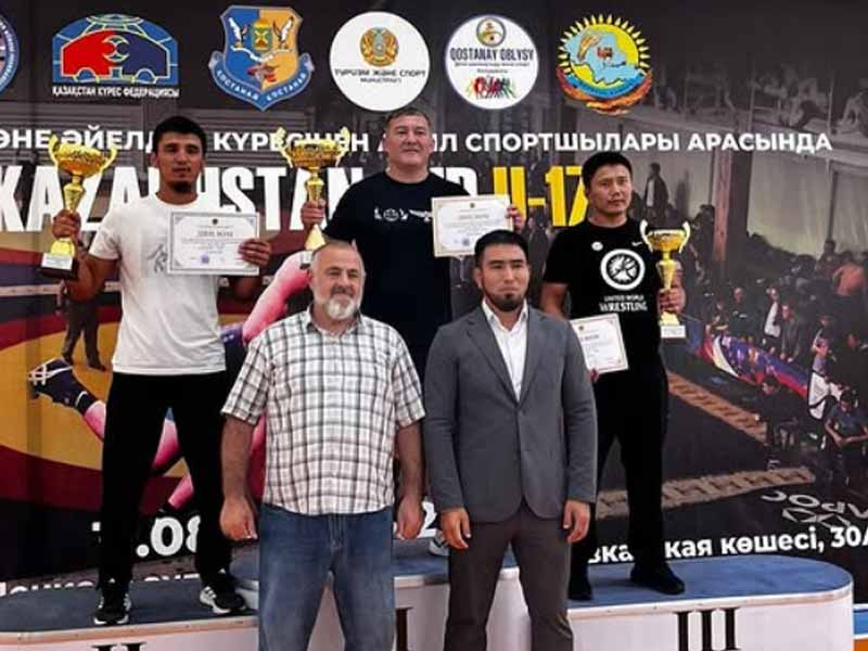 <?php echo esc_attr( get_the_title() ) ?>