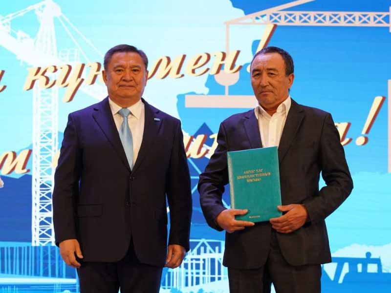 <?php echo esc_attr( get_the_title() ) ?>