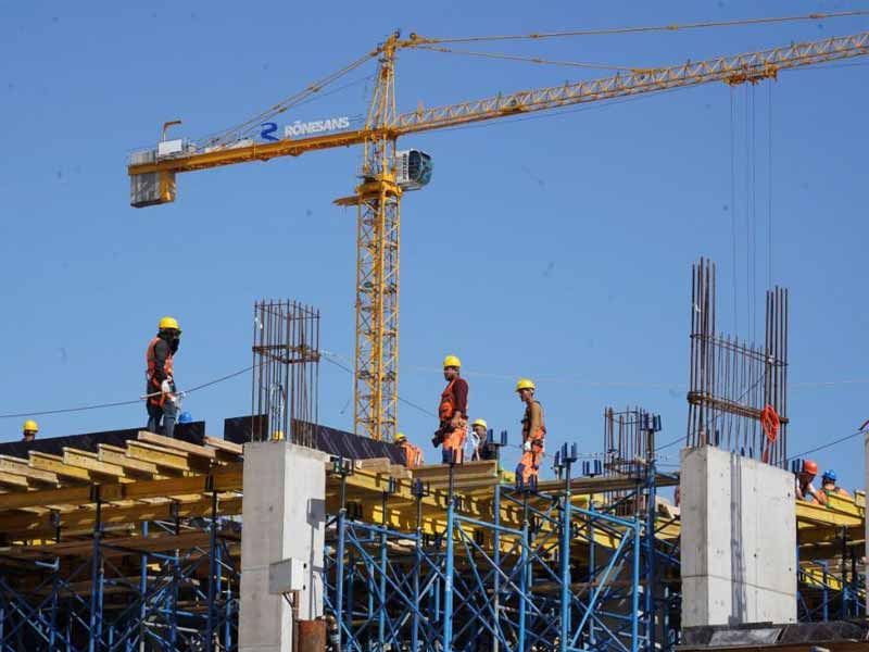 <?php echo esc_attr( get_the_title() ) ?>