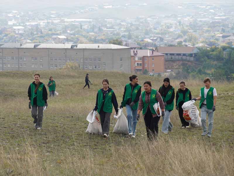 <?php echo esc_attr( get_the_title() ) ?>