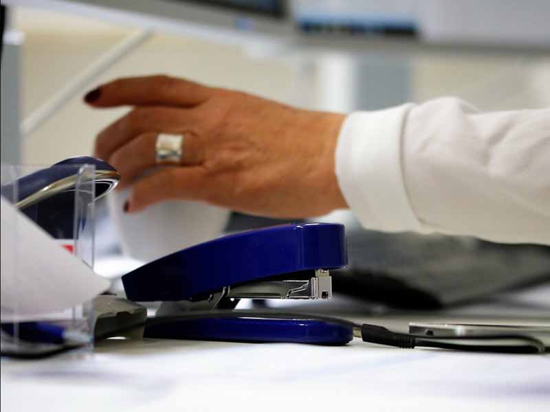 <?php echo esc_attr( get_the_title() ) ?>