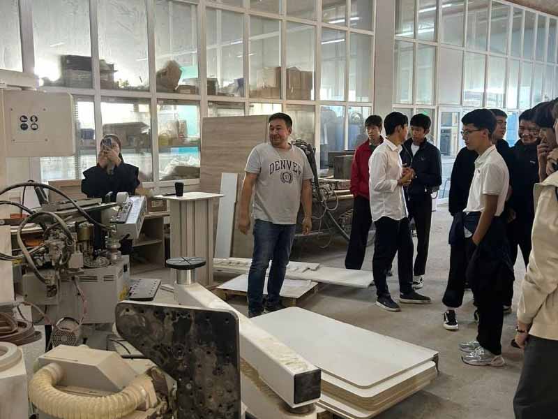 <?php echo esc_attr( get_the_title() ) ?>