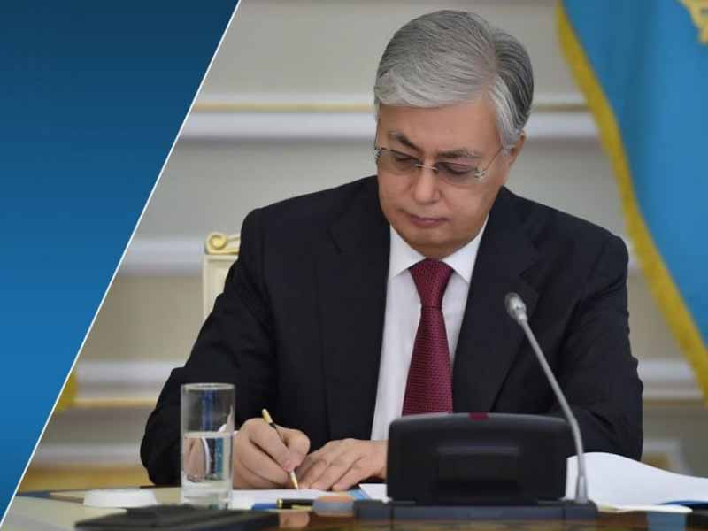 <?php echo esc_attr( get_the_title() ) ?>