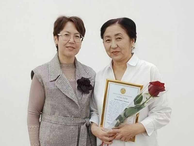 <?php echo esc_attr( get_the_title() ) ?>