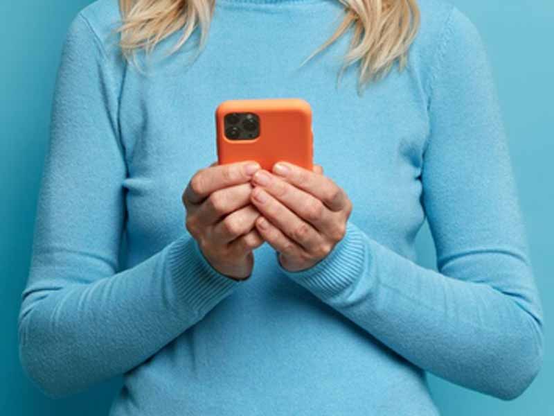 <?php echo esc_attr( get_the_title() ) ?>