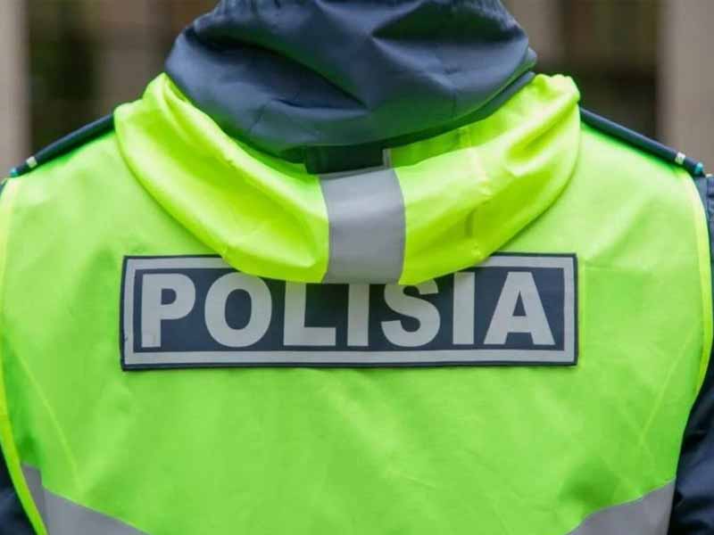 <?php echo esc_attr( get_the_title() ) ?>