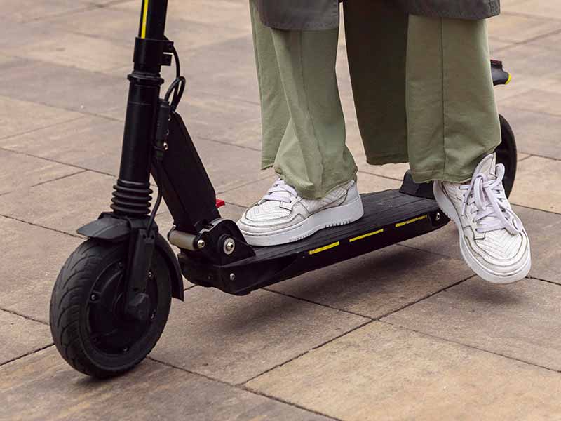 <?php echo esc_attr( get_the_title() ) ?>