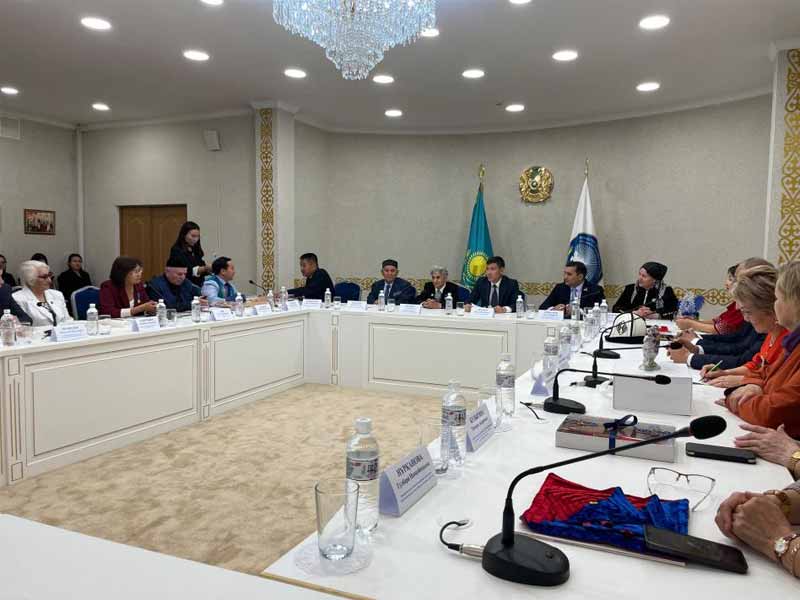 <?php echo esc_attr( get_the_title() ) ?>