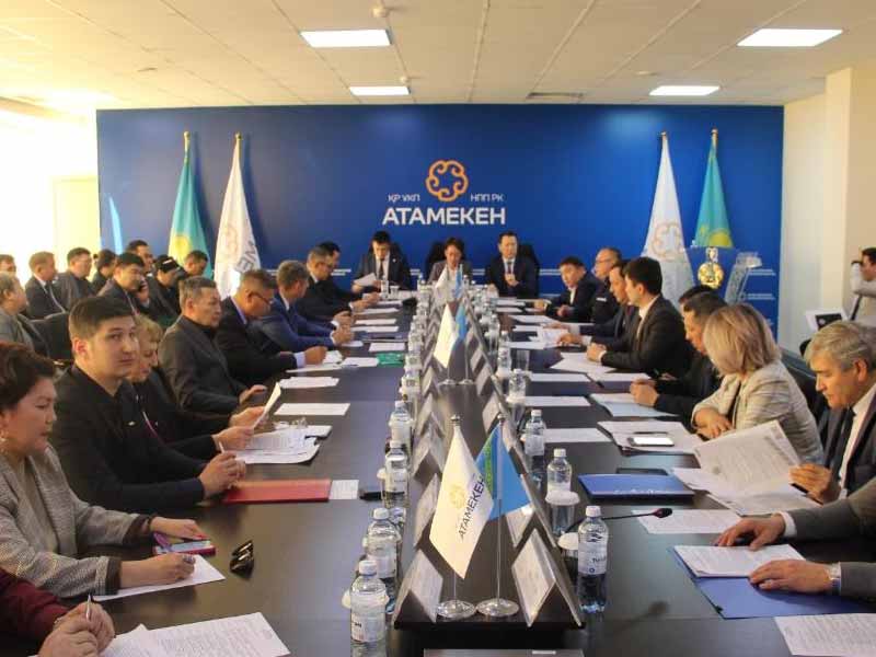 <?php echo esc_attr( get_the_title() ) ?>