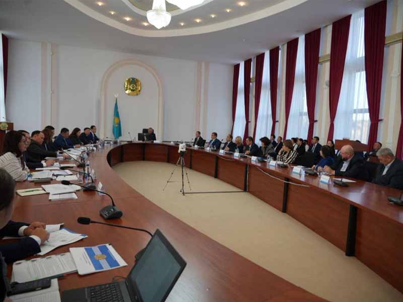 <?php echo esc_attr( get_the_title() ) ?>