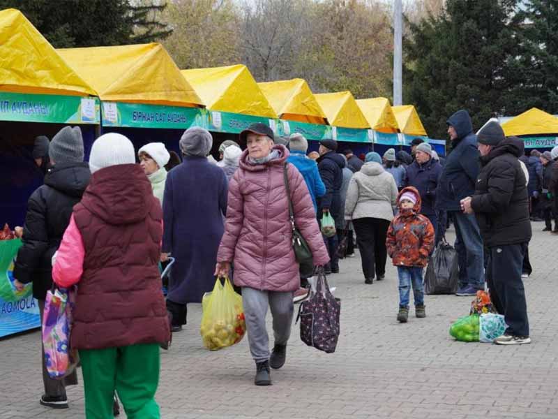 <?php echo esc_attr( get_the_title() ) ?>