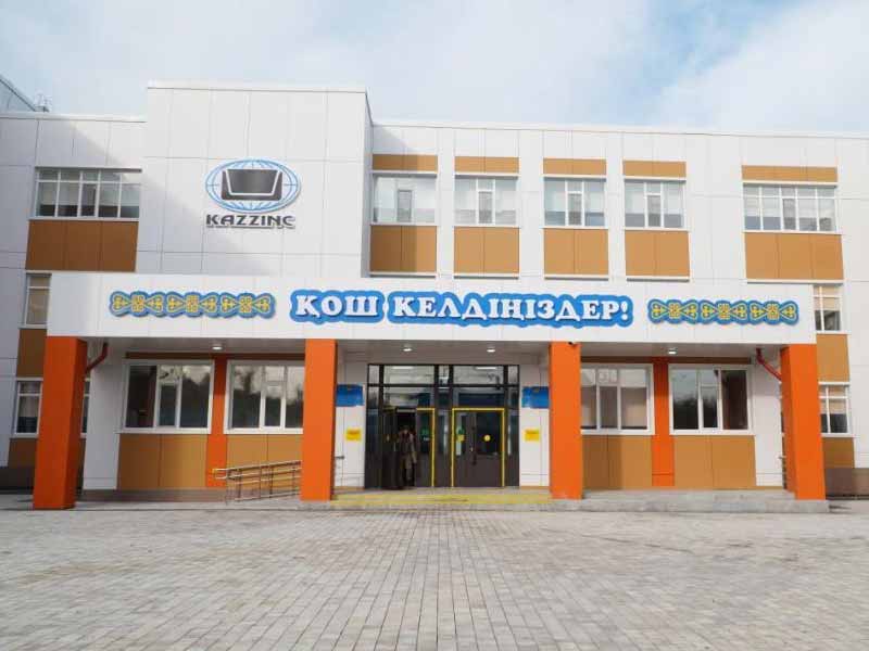 <?php echo esc_attr( get_the_title() ) ?>