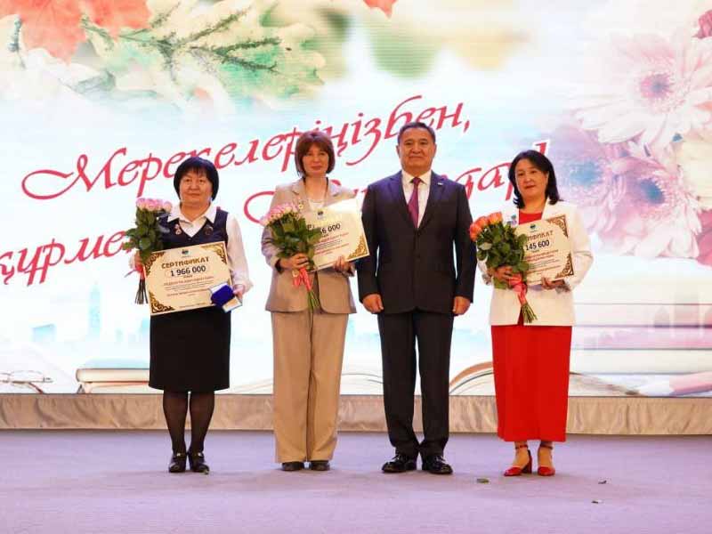 <?php echo esc_attr( get_the_title() ) ?>