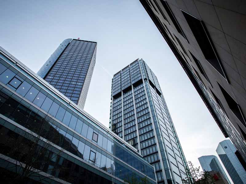 <?php echo esc_attr( get_the_title() ) ?>