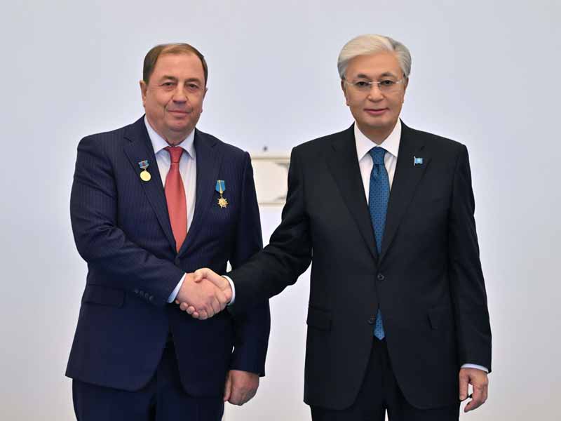 <?php echo esc_attr( get_the_title() ) ?>