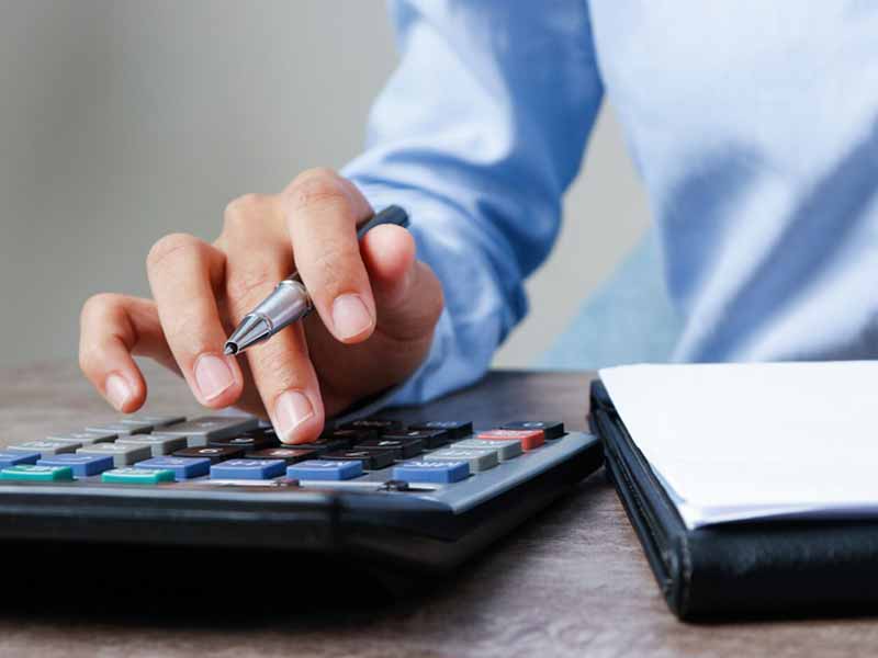 <?php echo esc_attr( get_the_title() ) ?>