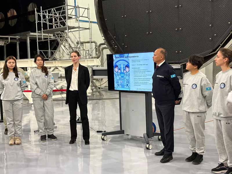 <?php echo esc_attr( get_the_title() ) ?>