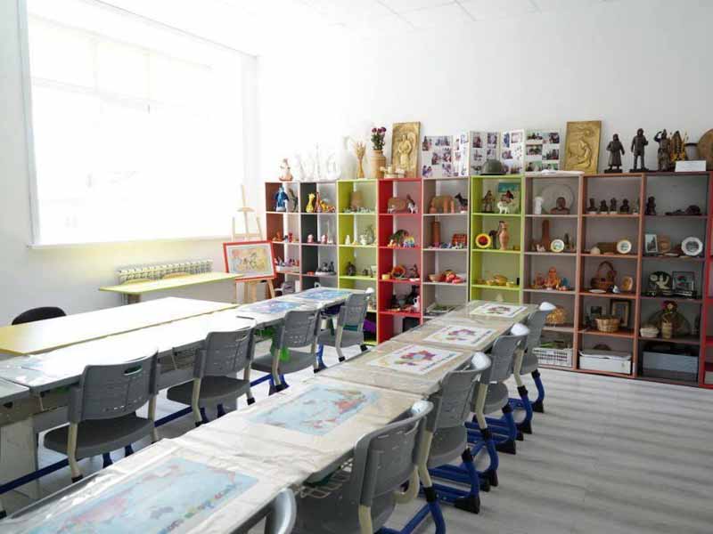 <?php echo esc_attr( get_the_title() ) ?>