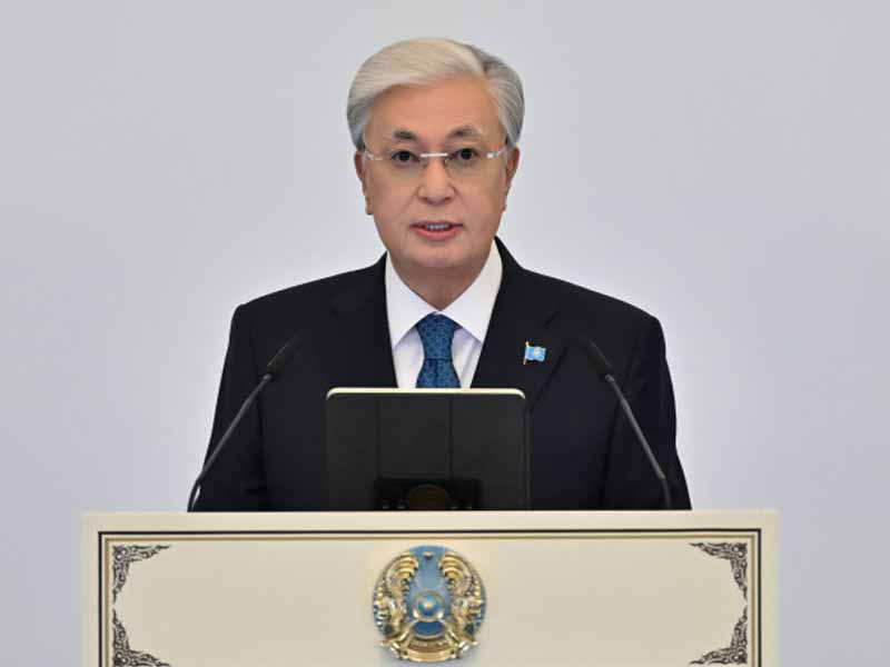 <?php echo esc_attr( get_the_title() ) ?>