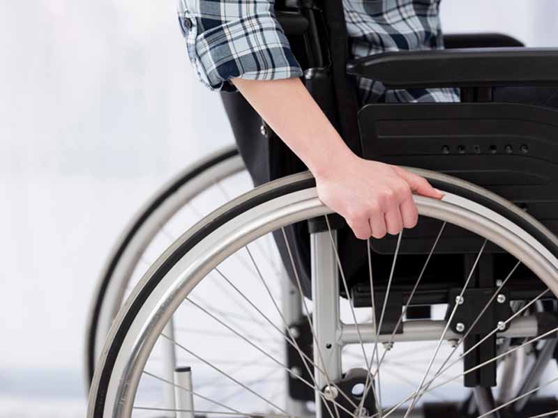 <?php echo esc_attr( get_the_title() ) ?>