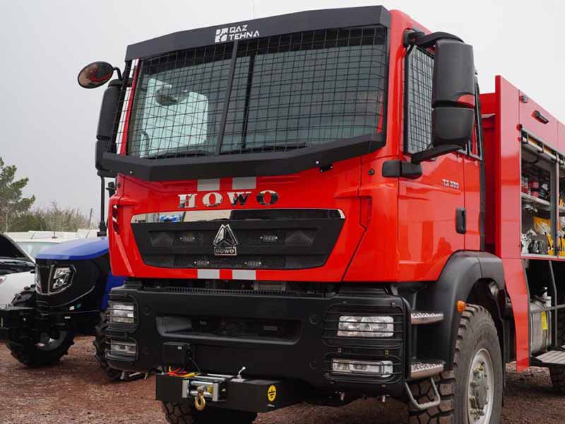 <?php echo esc_attr( get_the_title() ) ?>