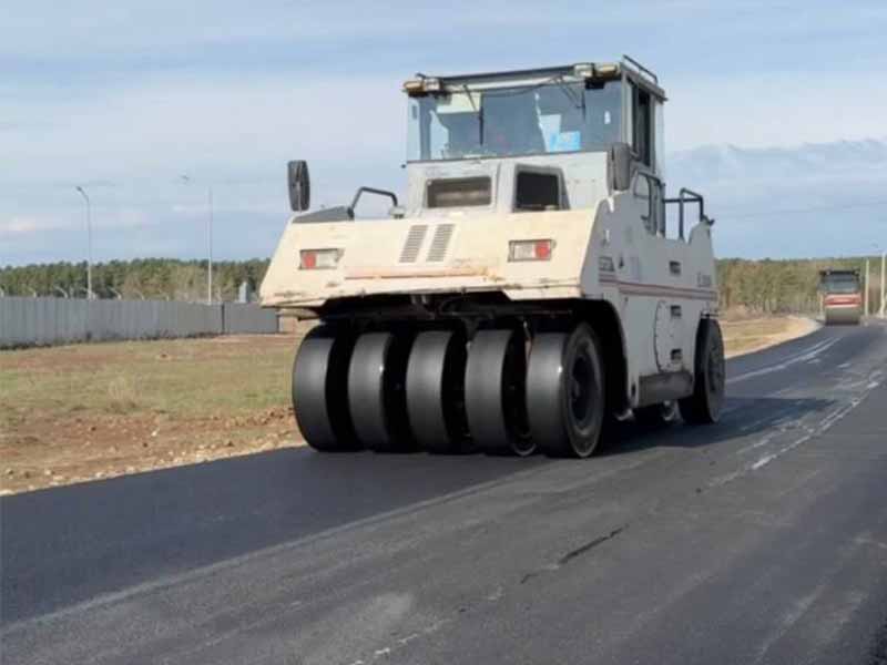 <?php echo esc_attr( get_the_title() ) ?>