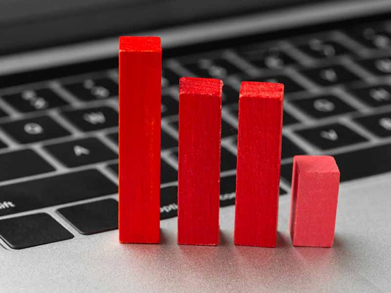 <?php echo esc_attr( get_the_title() ) ?>