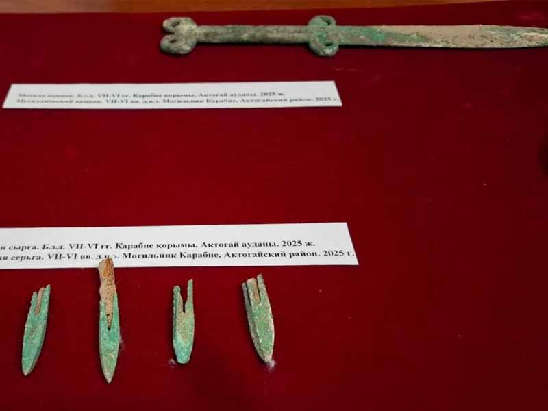 <?php echo esc_attr( get_the_title() ) ?>