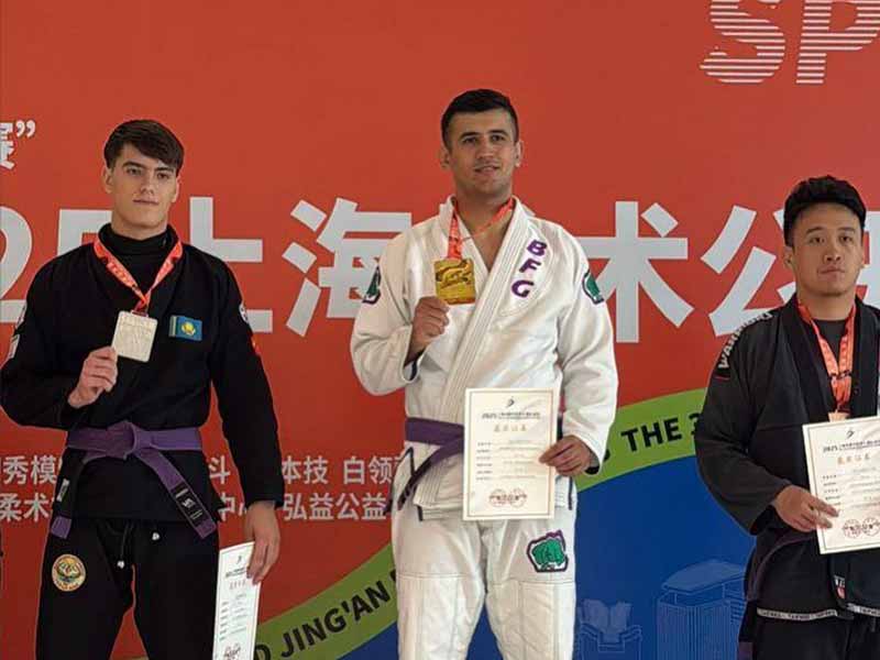 <?php echo esc_attr( get_the_title() ) ?>