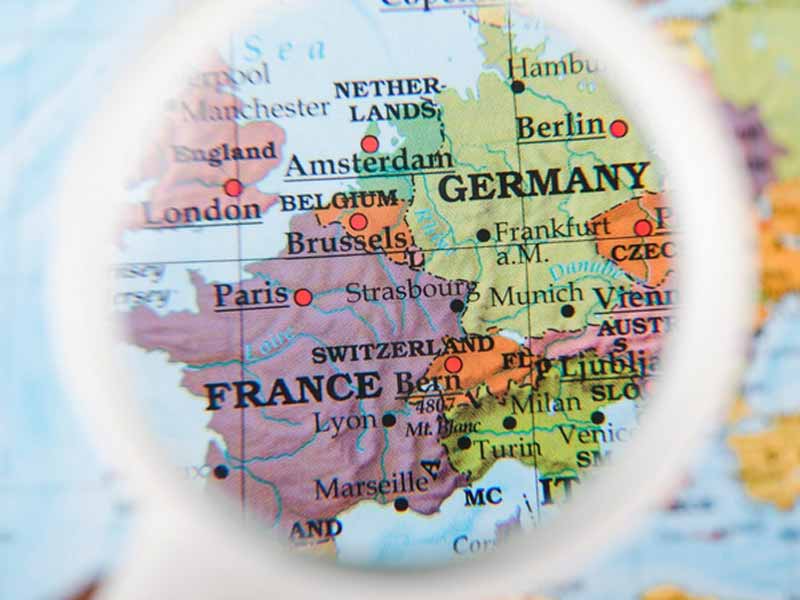 <?php echo esc_attr( get_the_title() ) ?>