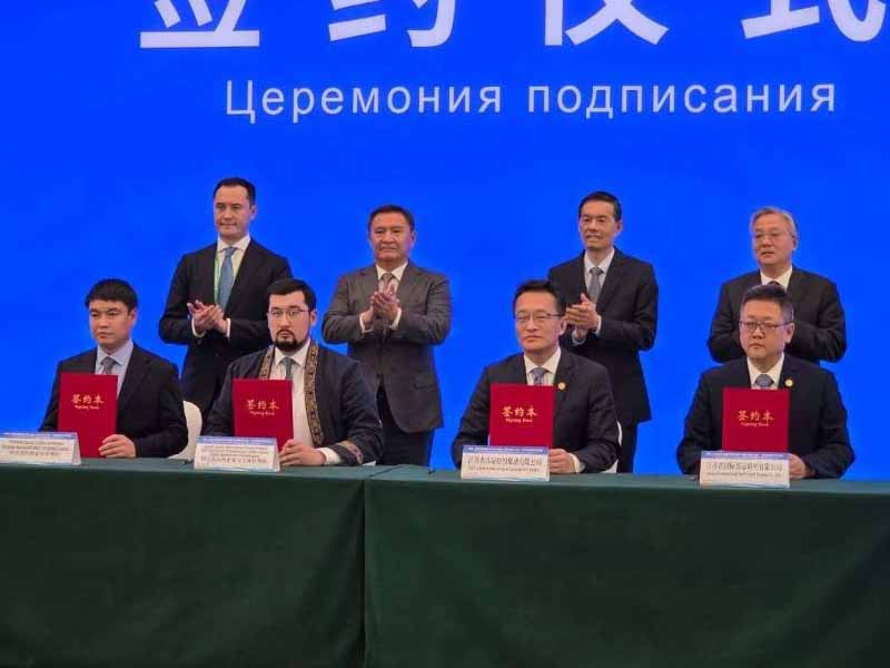 <?php echo esc_attr( get_the_title() ) ?>