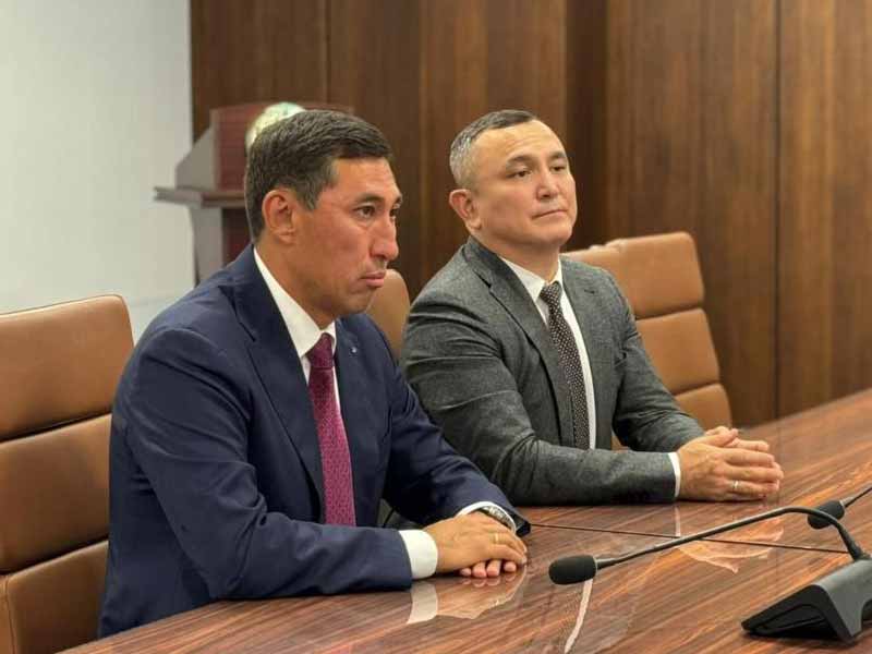 <?php echo esc_attr( get_the_title() ) ?>