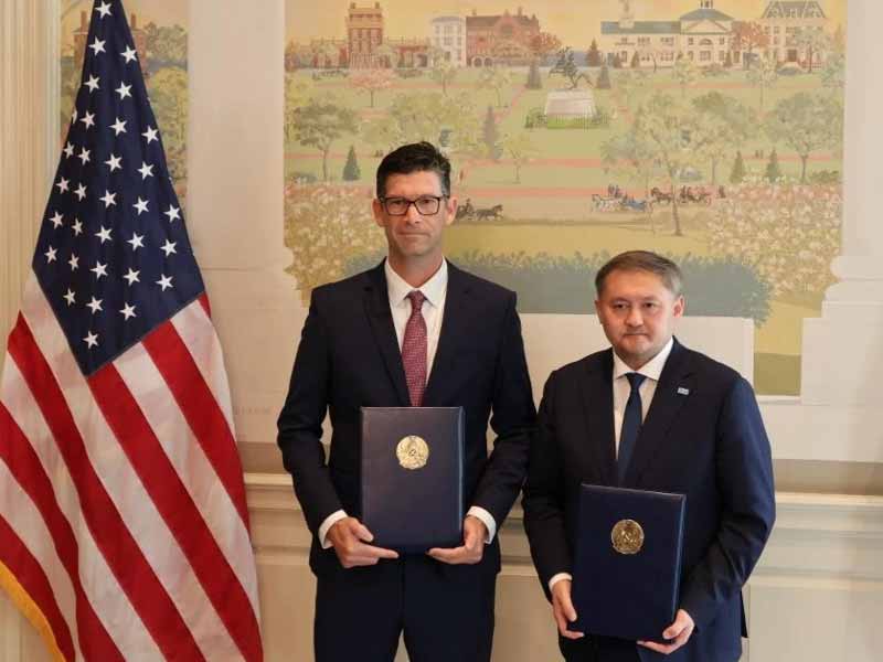 <?php echo esc_attr( get_the_title() ) ?>