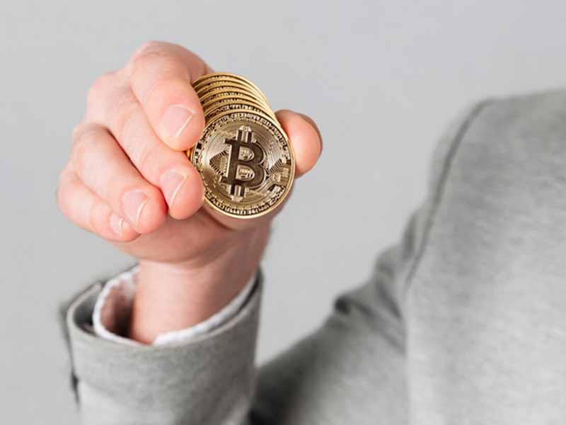 <?php echo esc_attr( get_the_title() ) ?>