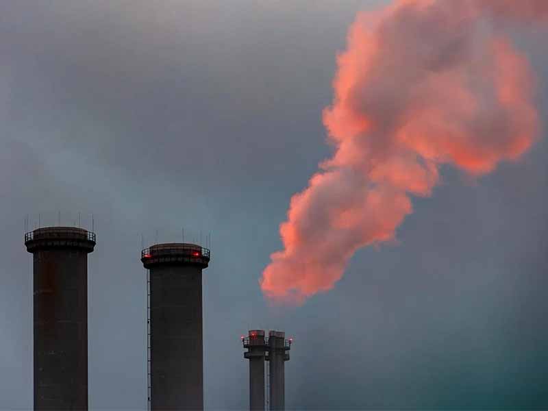 <?php echo esc_attr( get_the_title() ) ?>