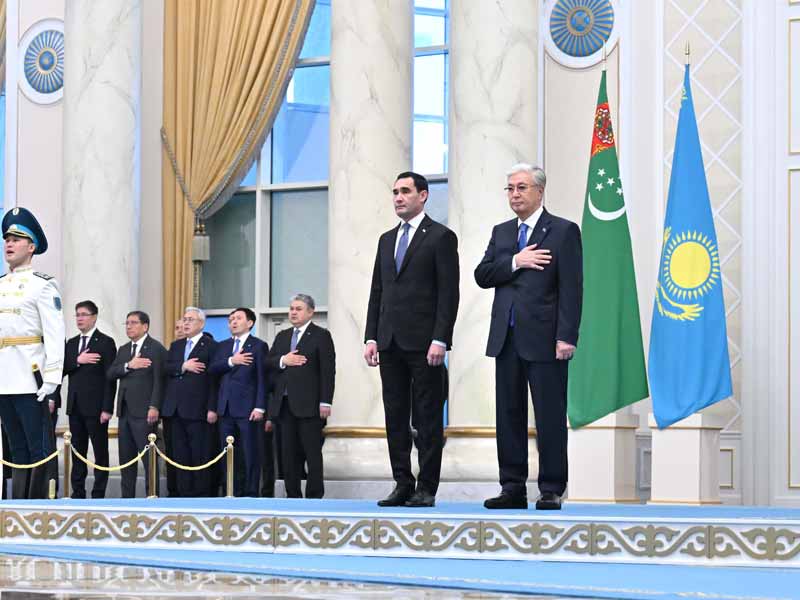 <?php echo esc_attr( get_the_title() ) ?>