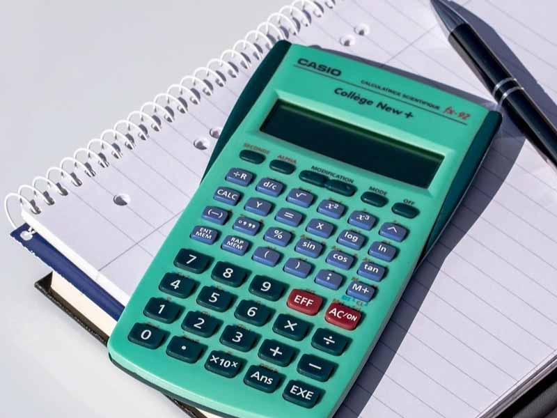 <?php echo esc_attr( get_the_title() ) ?>