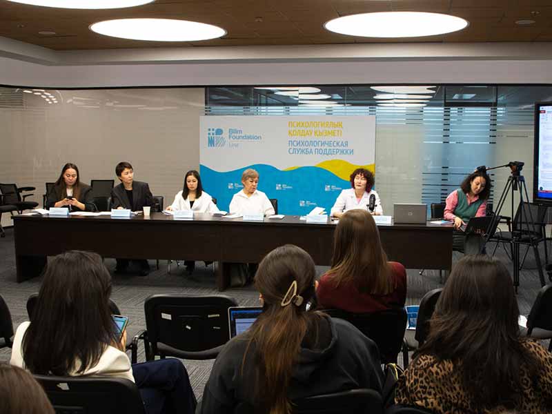 <?php echo esc_attr( get_the_title() ) ?>