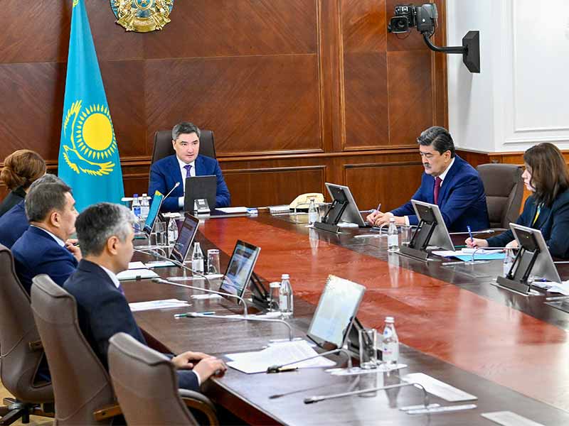 <?php echo esc_attr( get_the_title() ) ?>