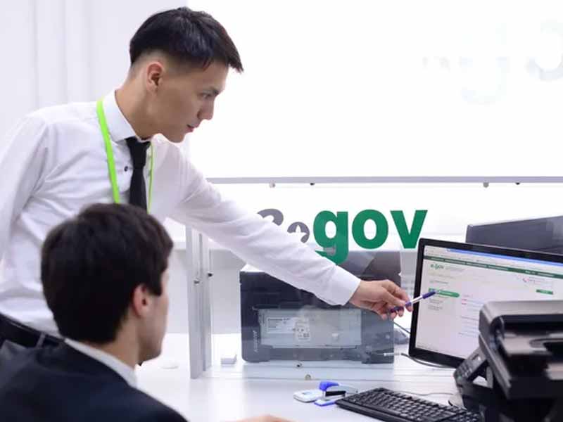 <?php echo esc_attr( get_the_title() ) ?>