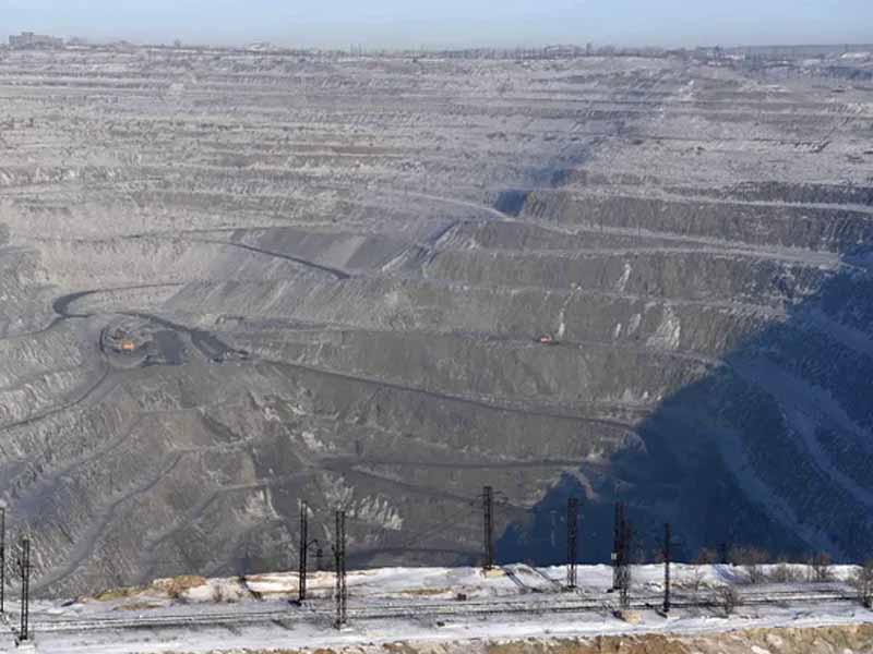 <?php echo esc_attr( get_the_title() ) ?>