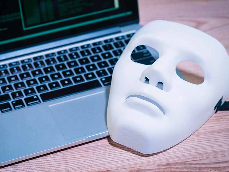 <?php echo esc_attr( get_the_title() ) ?>