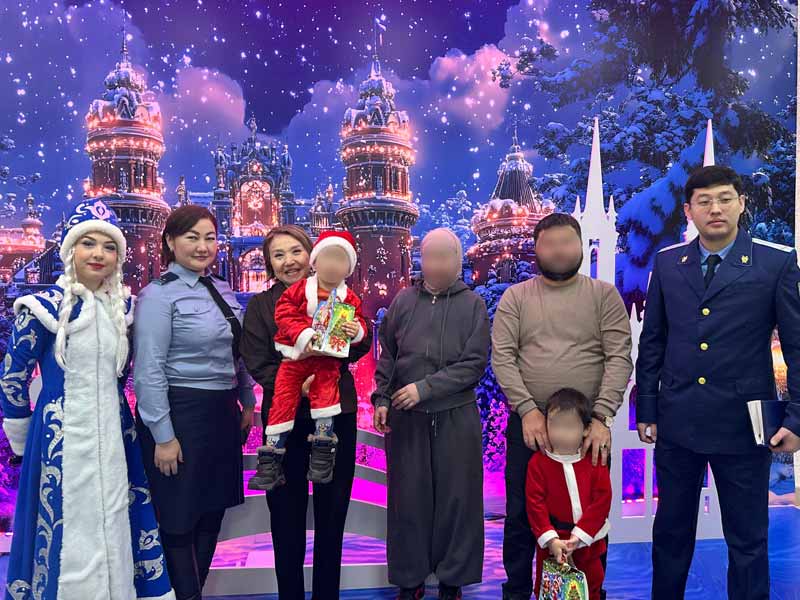 <?php echo esc_attr( get_the_title() ) ?>