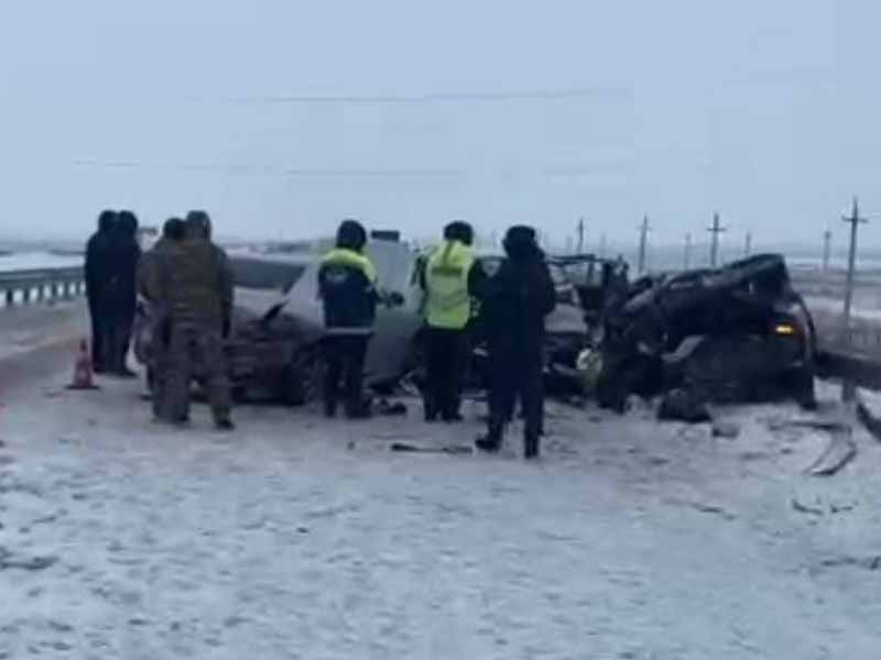 <?php echo esc_attr( get_the_title() ) ?>