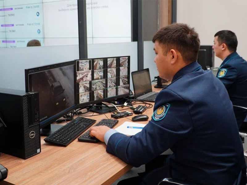 <?php echo esc_attr( get_the_title() ) ?>