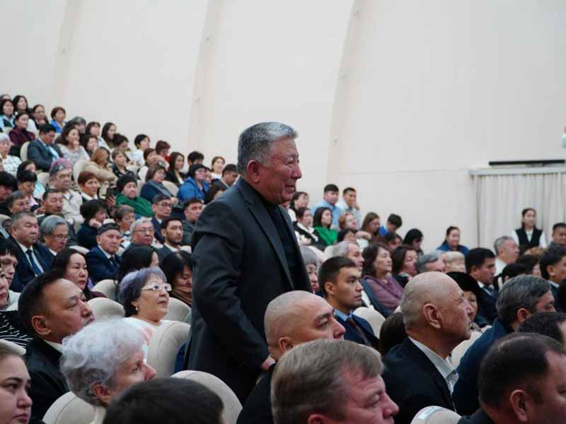 <?php echo esc_attr( get_the_title() ) ?>