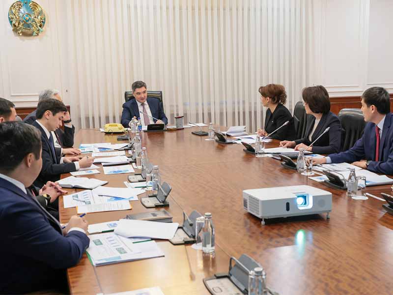 <?php echo esc_attr( get_the_title() ) ?>